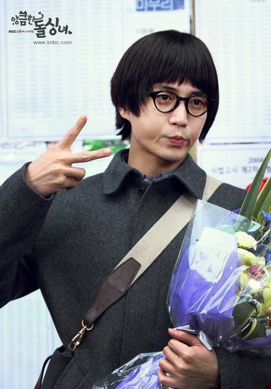 Cunning Single Lady Fotoğrafı