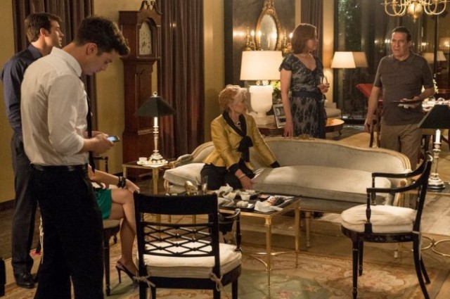 Political Animals Fotoğrafları 12