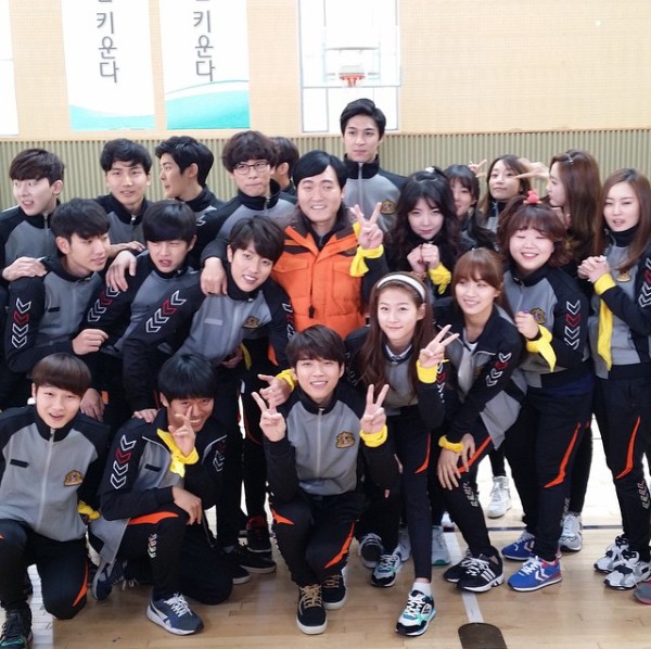 Hi! School - Love On Fotoğrafı