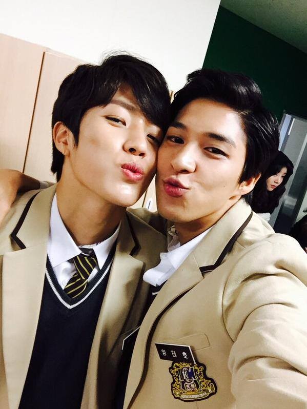 Hi! School - Love On Fotoğrafı