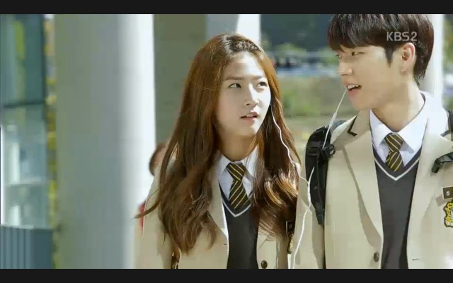 Hi! School - Love On Fotoğrafı