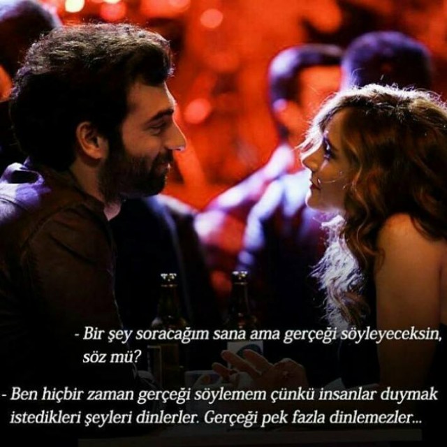 Poyraz Karayel Fotoğrafı