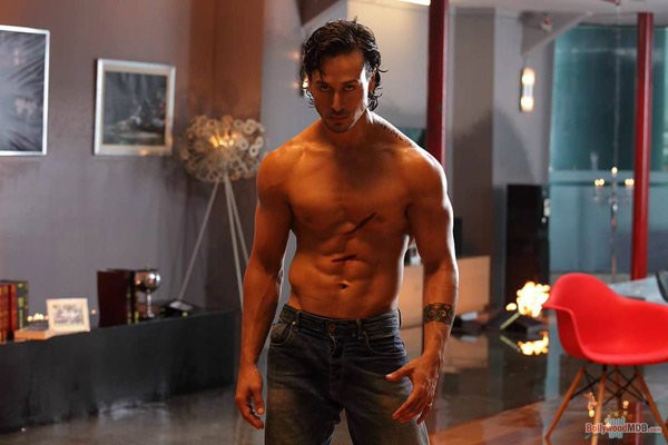 Baaghi: Asi ve Aşık Fotoğrafı