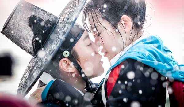 Splash Splash LOVE Fotoğrafları 1