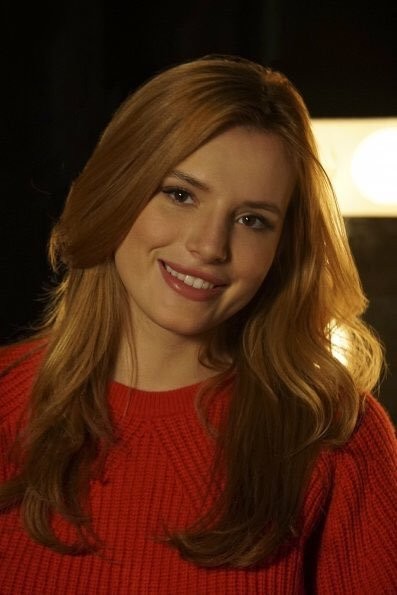 Famous in Love Fotoğrafları 17