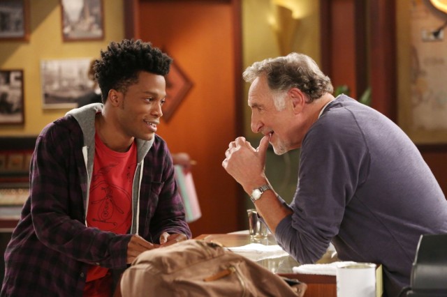 Superior Donuts Fotoğrafları 6