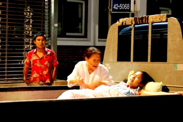 Cracked Eggs And Noodles Fotoğrafı