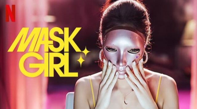 Mask Girl Fotoğrafları 3