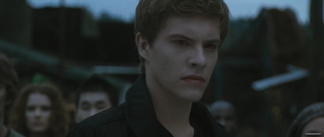 Alacakaranlık Efsanesi: Tutulma Fotoğrafı