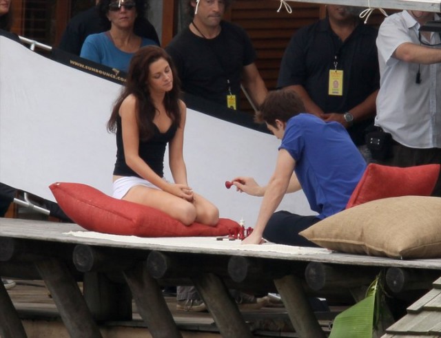 Alacakaranlık Efsanesi: Şafak Vakti Bölüm 1 Fotoğrafı