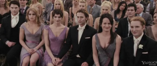 Alacakaranlık Efsanesi: Şafak Vakti Bölüm 1 Fotoğrafı