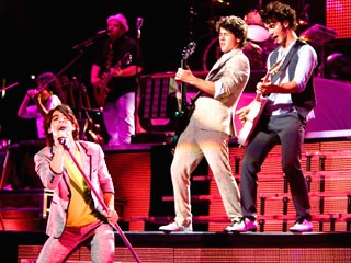 Jonas Brothers: Üç Boyutlu Konser Deneyimi Fotoğrafları 12
