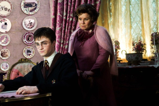 Harry Potter ve Zümrüdüanka Yoldaşlığı Fotoğrafı