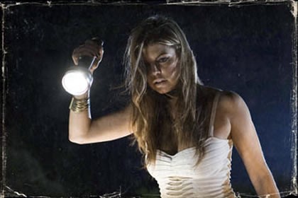 Mezarlık Devriyesi Fotoğrafı