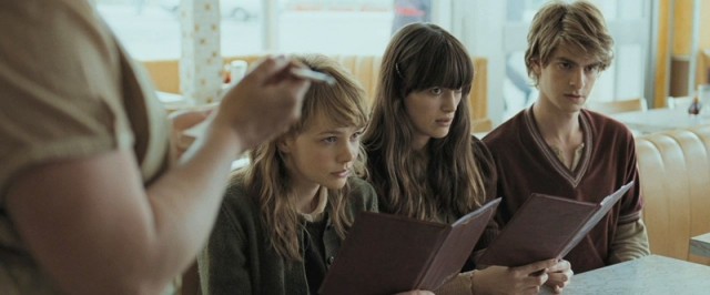 Beni Asla Bırakma Fotoğrafı