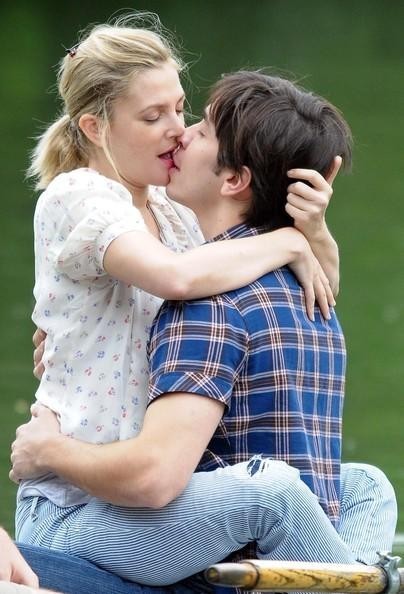 Seni Uzaktan Sevmek Fotoğrafı