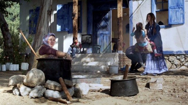 Ateşin Düştüğü Yer Fotoğrafı