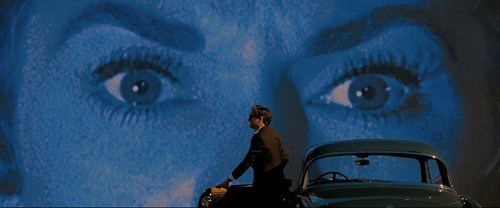 Tek Başına Bir Adam Fotoğrafı