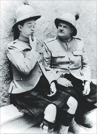 Laurel and Hardy of India Fotoğrafları 1