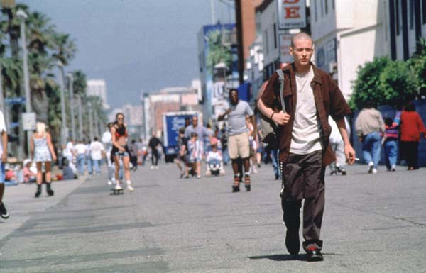 Geçmişin Gölgesinde Fotoğrafı