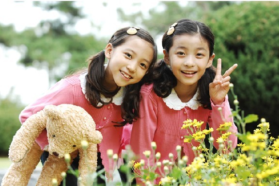 Wife Returns Fotoğrafı