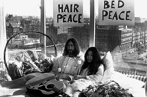John & Yoko's Year Of Peace Fotoğrafı