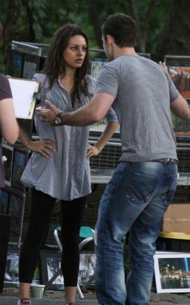 Arkadaştan Öte Fotoğrafı