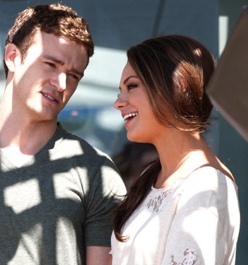 Arkadaştan Öte Fotoğrafı