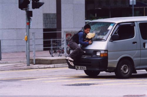 Breaking News (l) Fotoğrafı