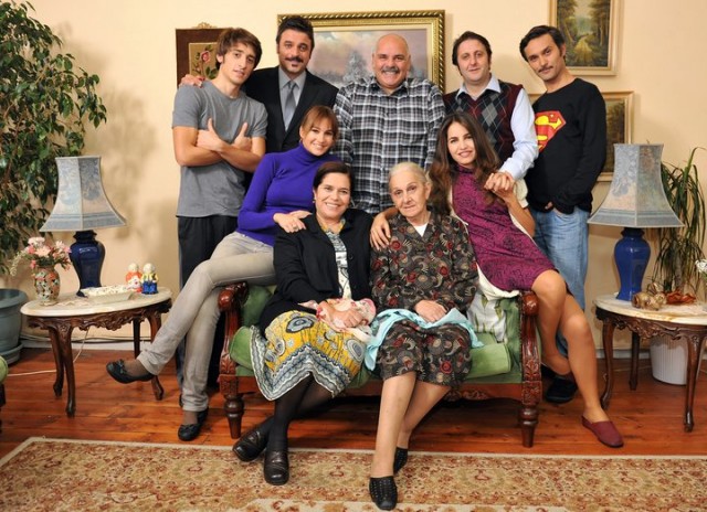 Geniş Aile Fotoğrafı